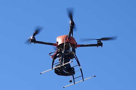 Dron Desafíos energéticos en las aplicaciones industriales de los drones