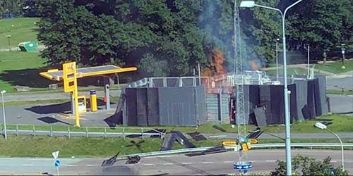 Hydrogen-fuel-cell-station-explosion
